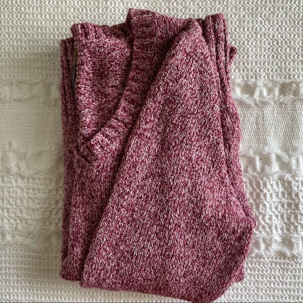 sweater - Picture 3 of 3